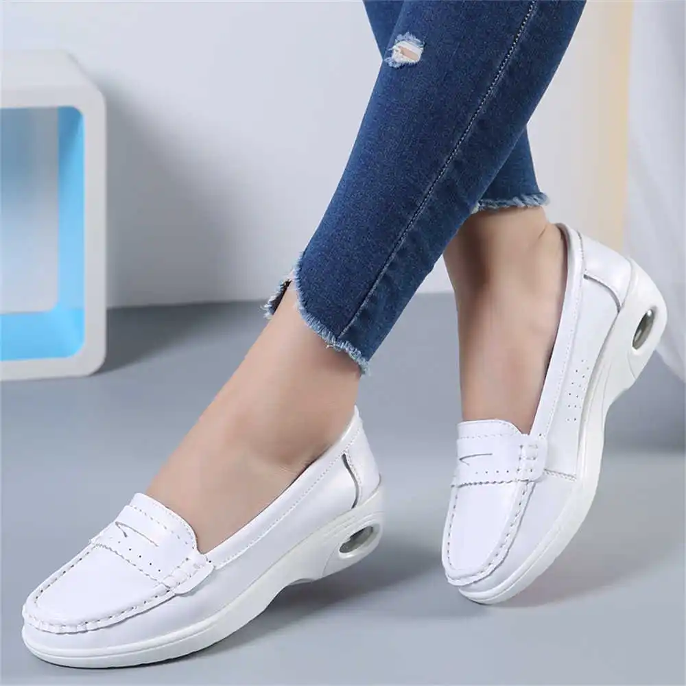 Thick Sole Slipon White Traine - огляд і ціна Formal Wear For Women Lifestyle